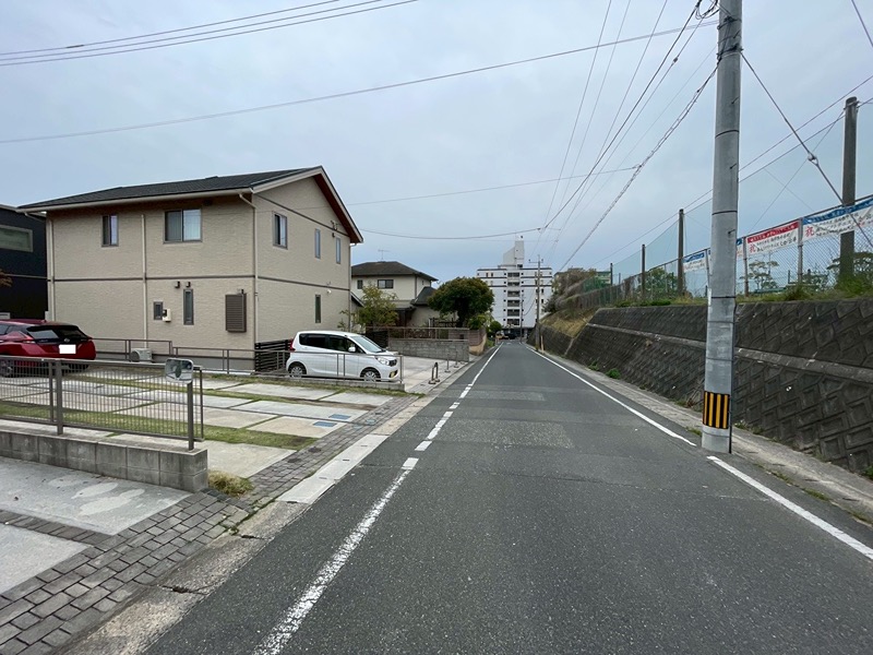 新津一丁目戸建 現地写真（前面道路含む現地写真）