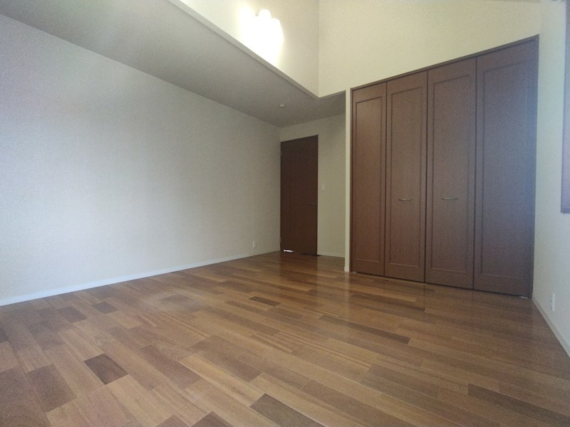 朝霧四丁目戸建 内観写真（リビング以外の居室）