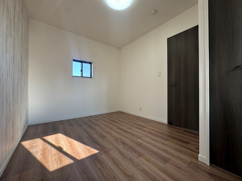 楠木一丁目戸建 内観写真（リビング以外の居室）