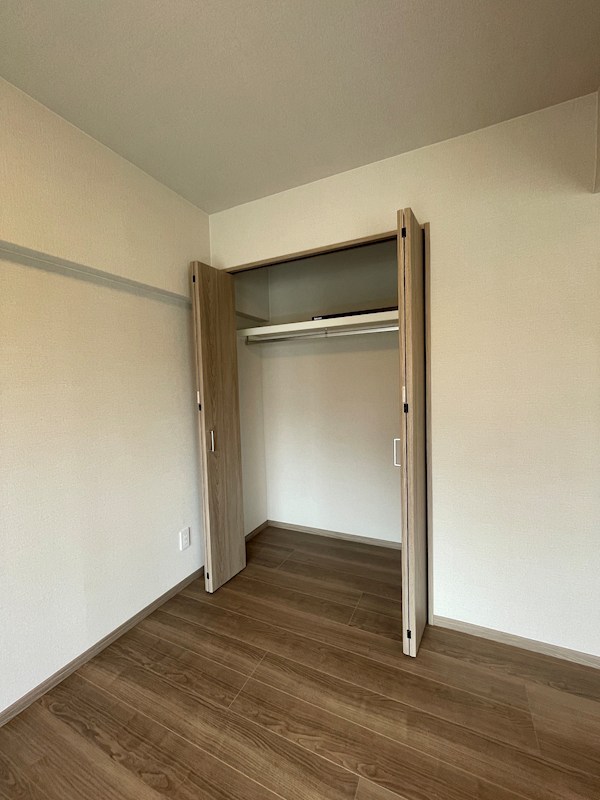 ダイナコート吉塚 内観写真（収納）