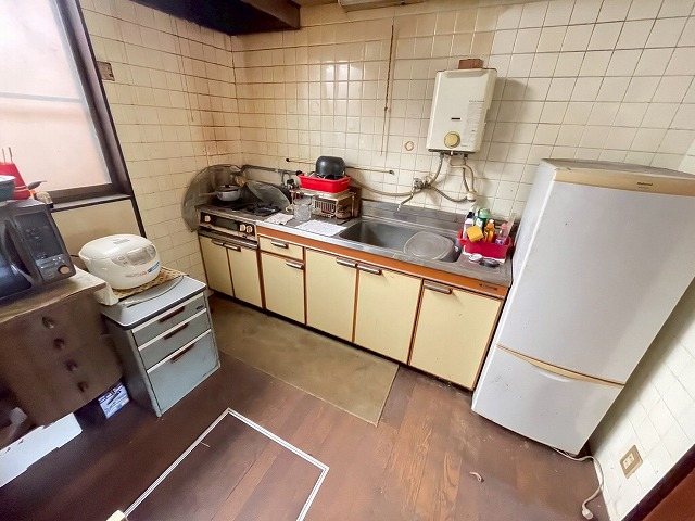 岩瀬三丁目戸建 内観写真（キッチン）