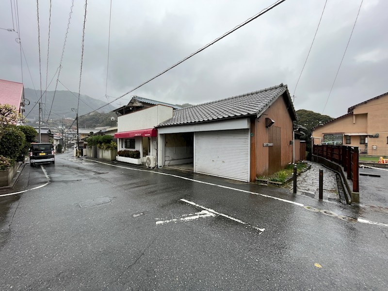 東川頭町2番土地 現地写真（前面道路含む現地写真）