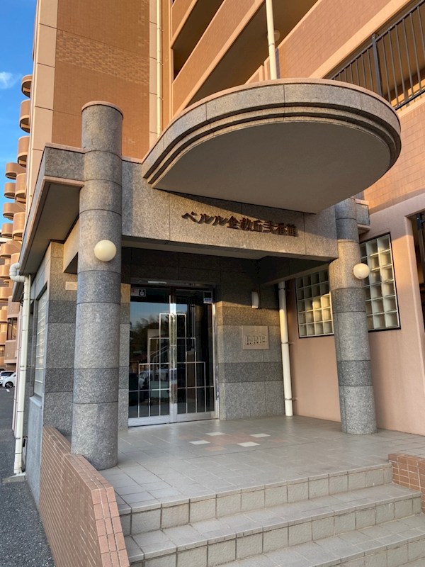ペルル企救丘弐番館 共用部写真（エントランス）