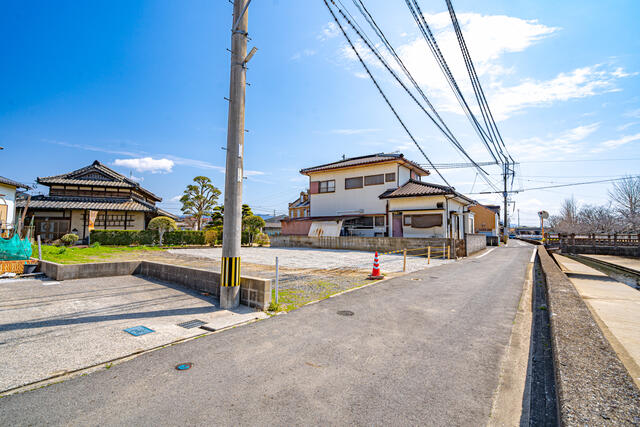 長津一丁目土地 現地写真（前面道路含む現地写真）