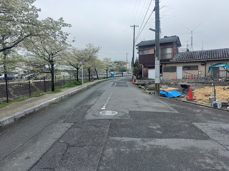 若葉二丁目新築戸建1号棟　3期 現地写真（前面道路含む現地写真）