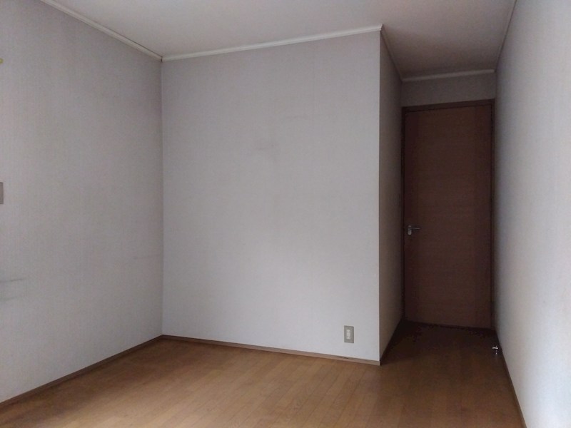 田原新町一丁目戸建 内観写真（リビング以外の居室）