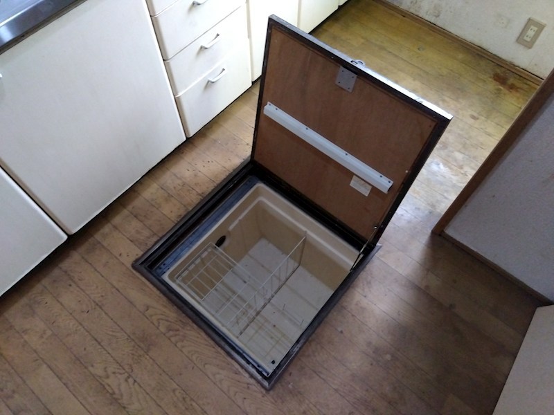 田原新町一丁目戸建 内観写真（収納）