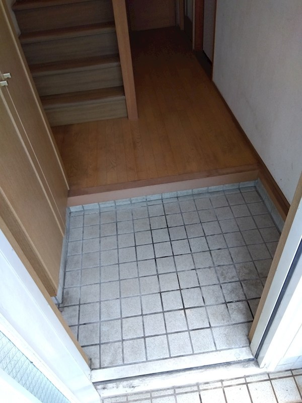 田原新町一丁目戸建 現地写真（玄関）