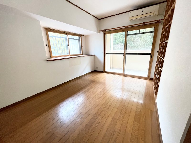 形山パレス 内観写真（リビング以外の居室）