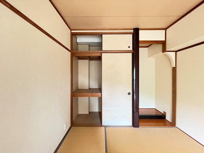 形山パレス 内観写真（収納）