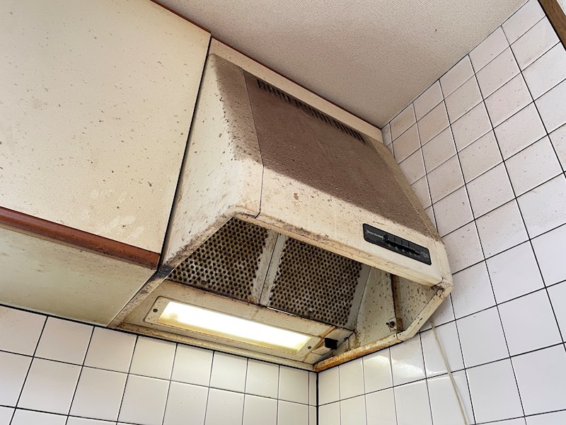 徳力新町二丁目8番戸建 内観写真（キッチン）