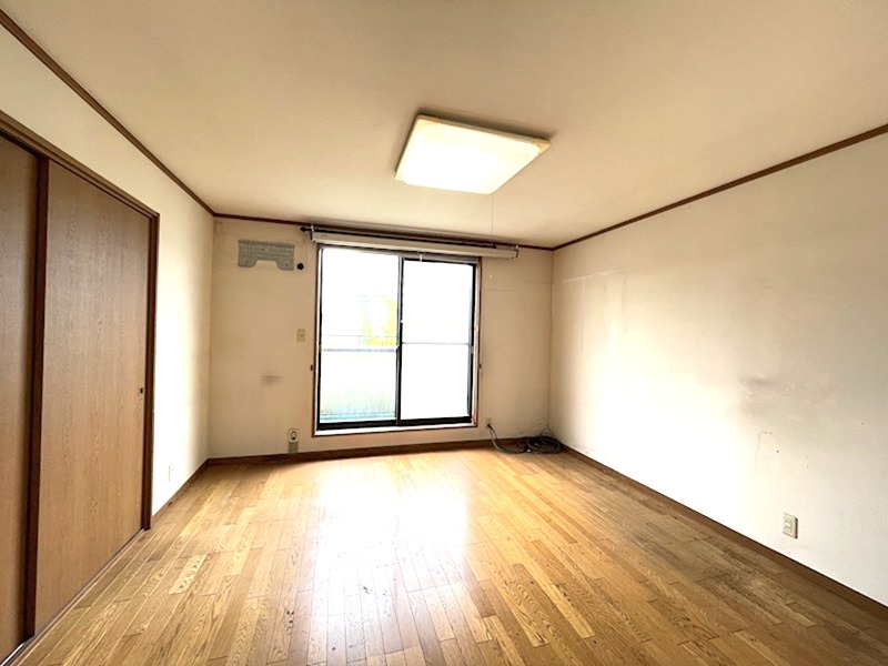 徳力新町二丁目8番戸建 内観写真（寝室）