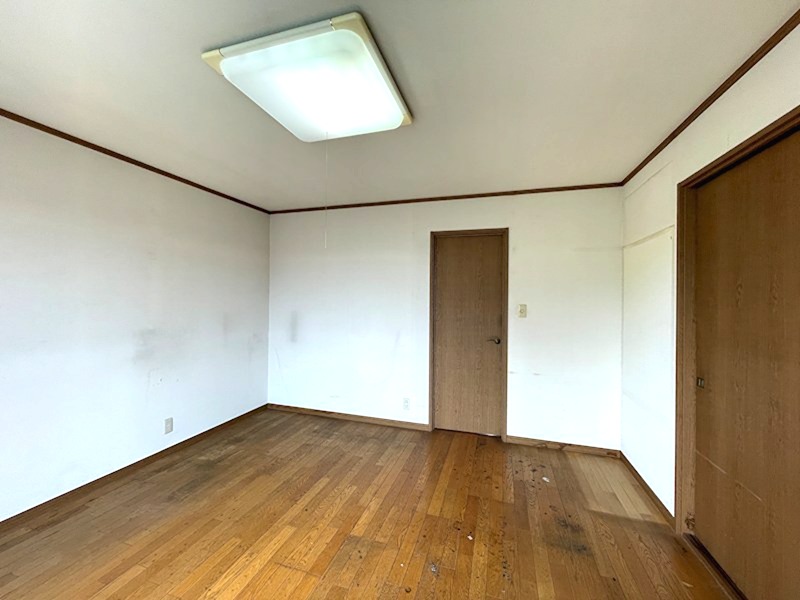 徳力新町二丁目8番戸建 内観写真（寝室）