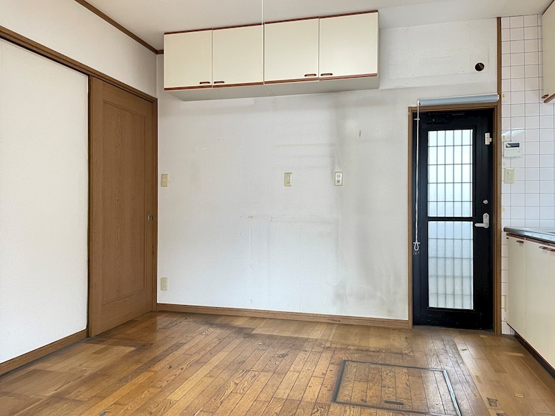徳力新町二丁目8番戸建 内観写真（リビング以外の居室）