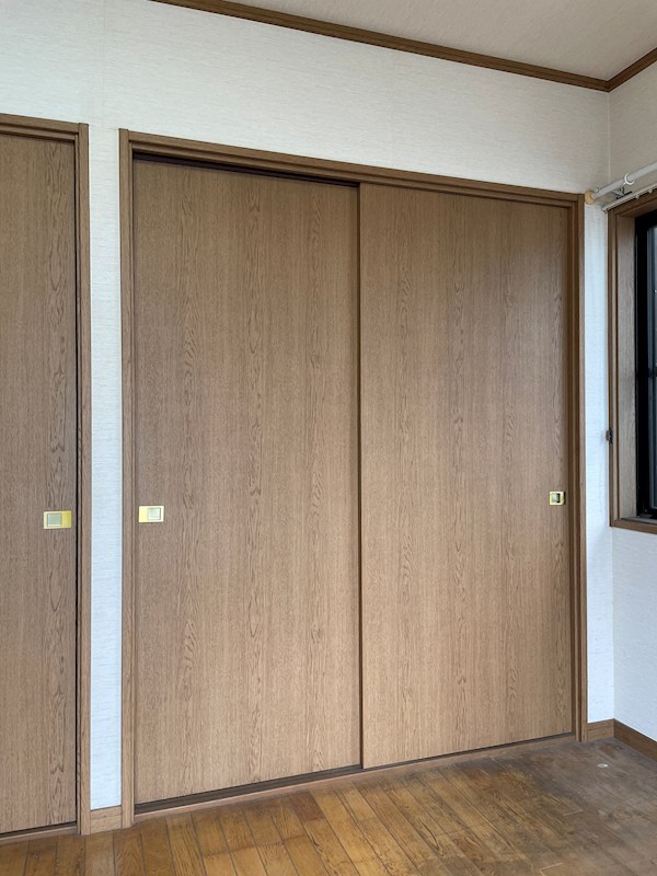 徳力新町二丁目8番戸建 内観写真（収納）