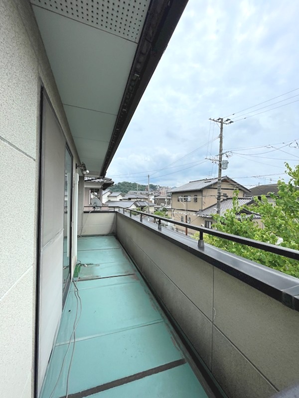徳力新町二丁目8番戸建 現地写真（バルコニー）