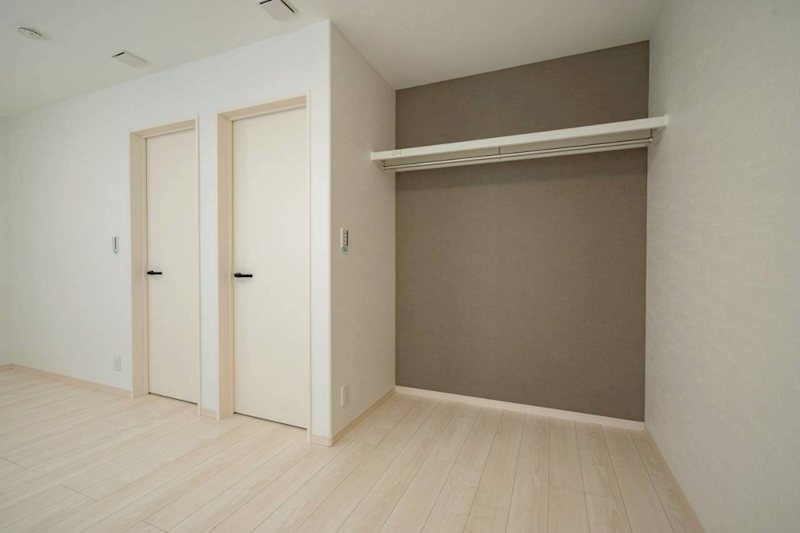 大字苅田609番戸建 内観写真（リビング以外の居室）