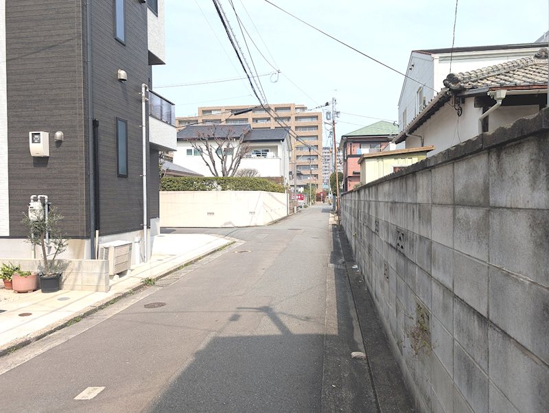 藤崎一丁目10番土地 現地写真（前面道路含む現地写真）
