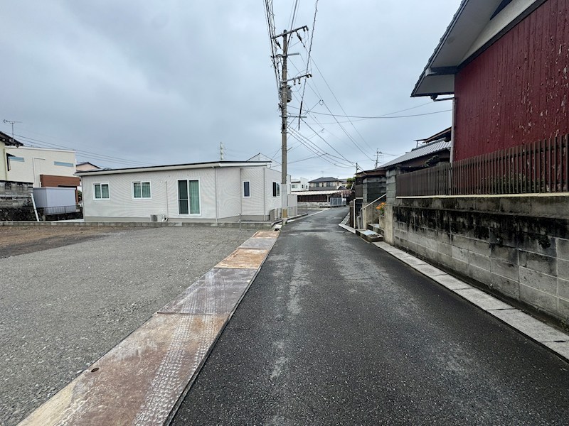 春日台四丁目新築戸建1号棟　1期 現地写真（前面道路含む現地写真）