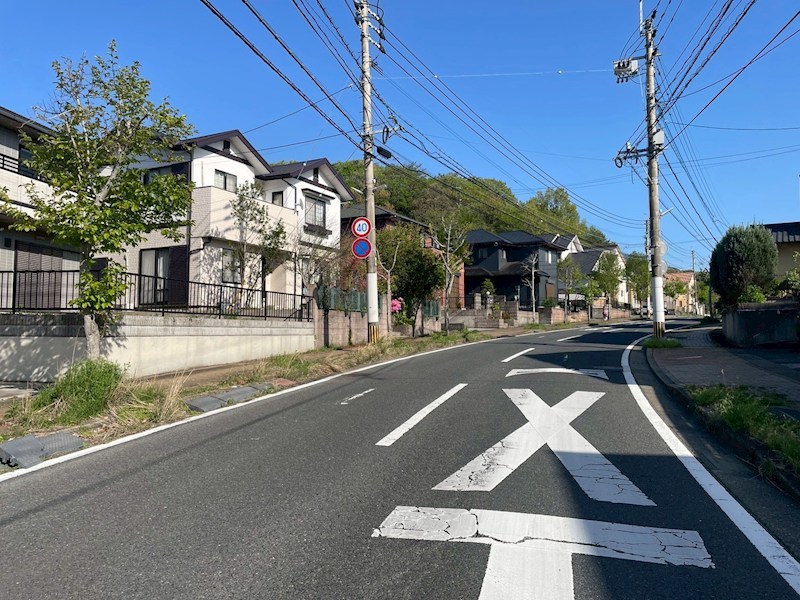 星ケ丘一丁目戸建 現地写真（前面道路含む現地写真）