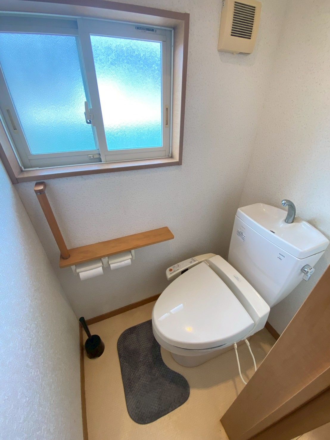 柏原2丁目 戸建 内観写真（トイレ）