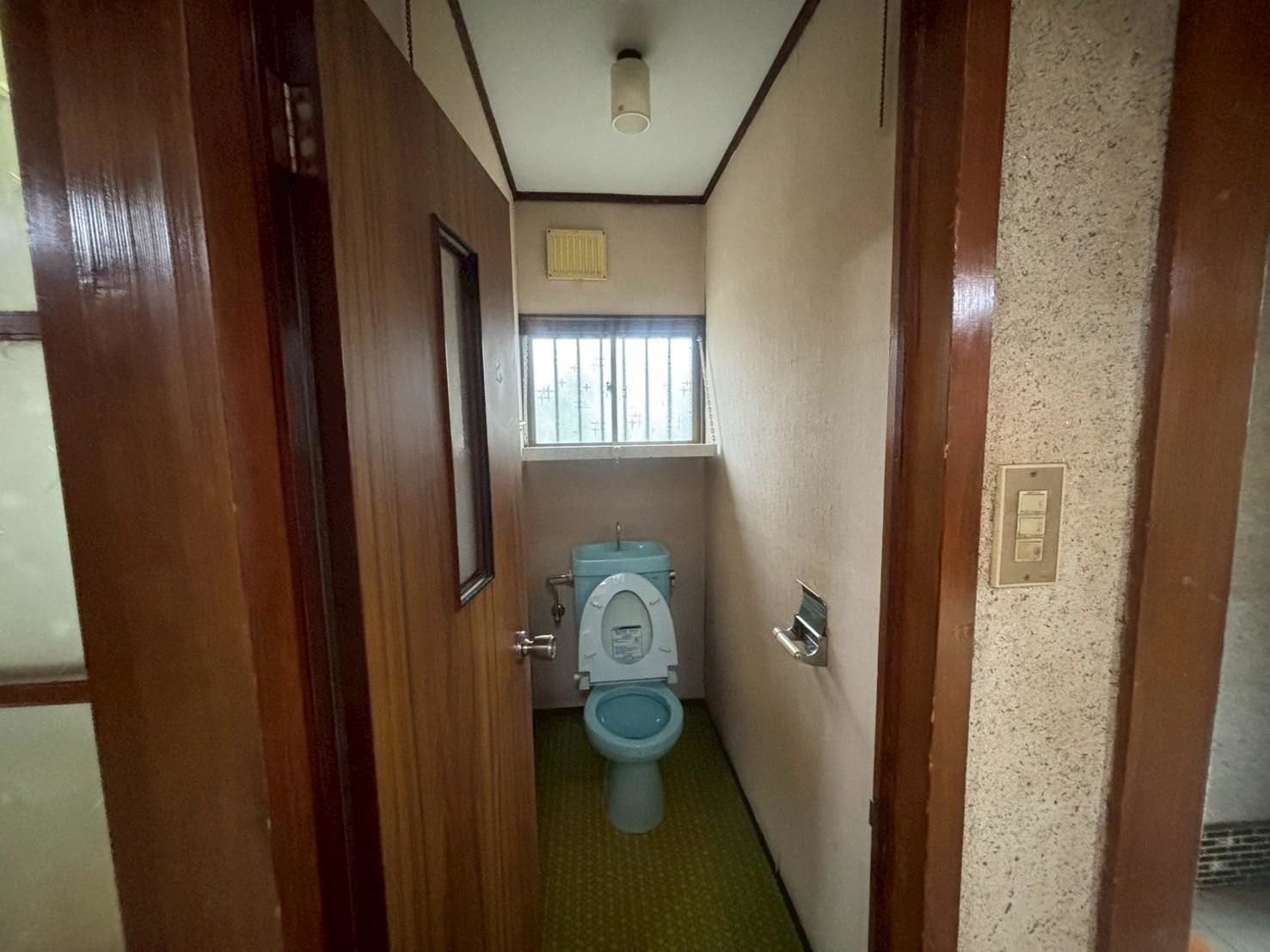 町上津役西一丁目戸建 内観写真（トイレ）