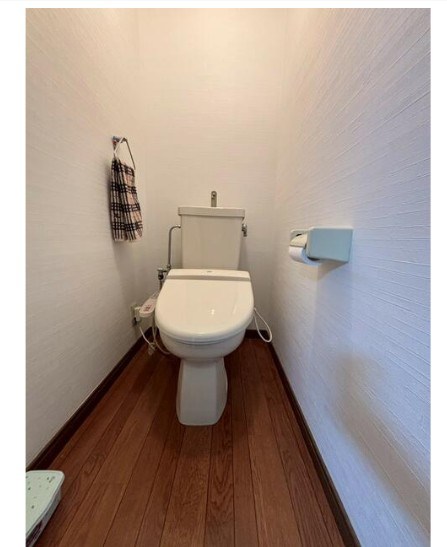 エメラルドマンション二島 内観写真（トイレ）