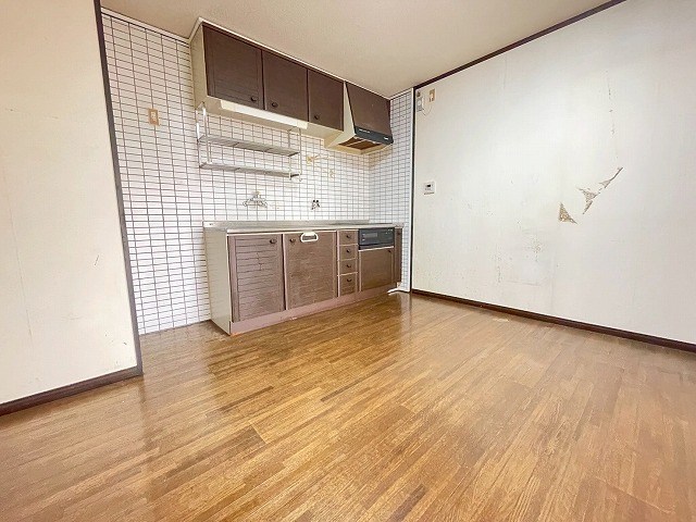 サンライフ光明Ⅱ 内観写真（リビング）