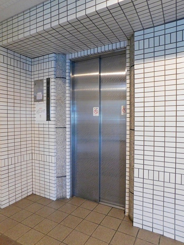 エクレール到津 共用部写真（ロビー）