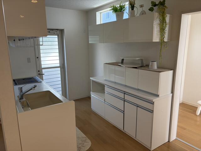 岸の浦一丁目戸建 内観写真（キッチン）