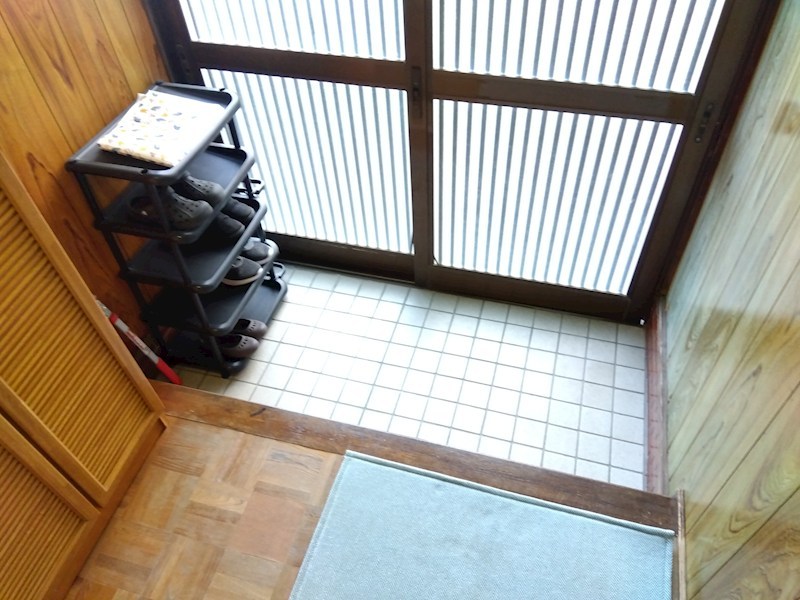 蒲生五丁目4番戸建 現地写真（玄関）