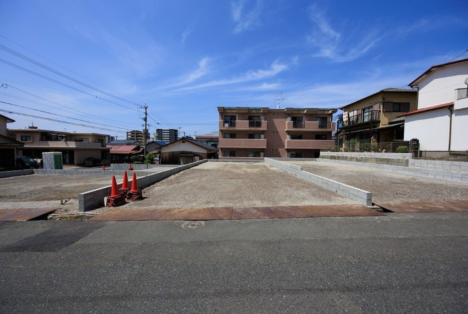 下馬寄新築戸建3号地  現地写真（前面道路含む現地写真）