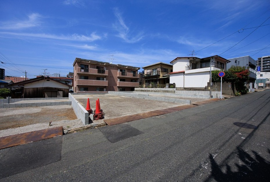 下馬寄新築戸建3号地  現地写真（前面道路含む現地写真）