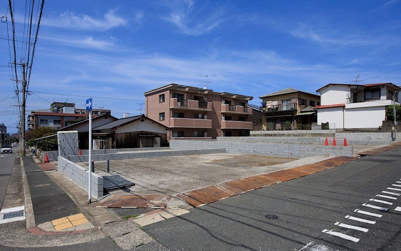 下馬寄新築戸建5号地 現地写真（前面道路含む現地写真）