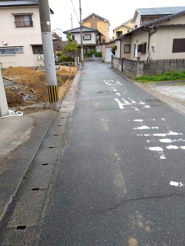 南方一丁目新築戸建1号棟　1期 現地写真（前面道路含む現地写真）