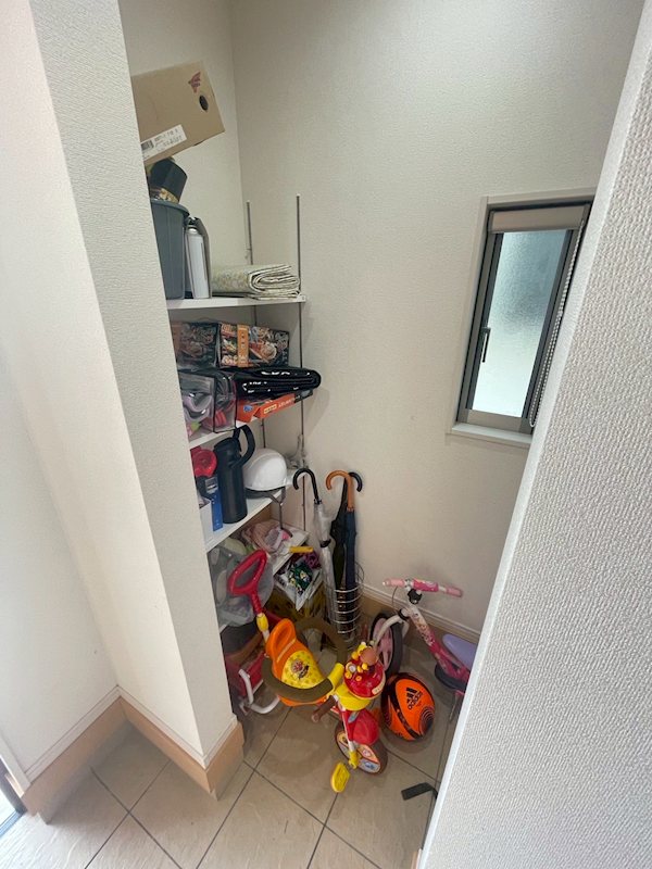 福岡県遠賀郡水巻町美吉野 内観写真（収納）
