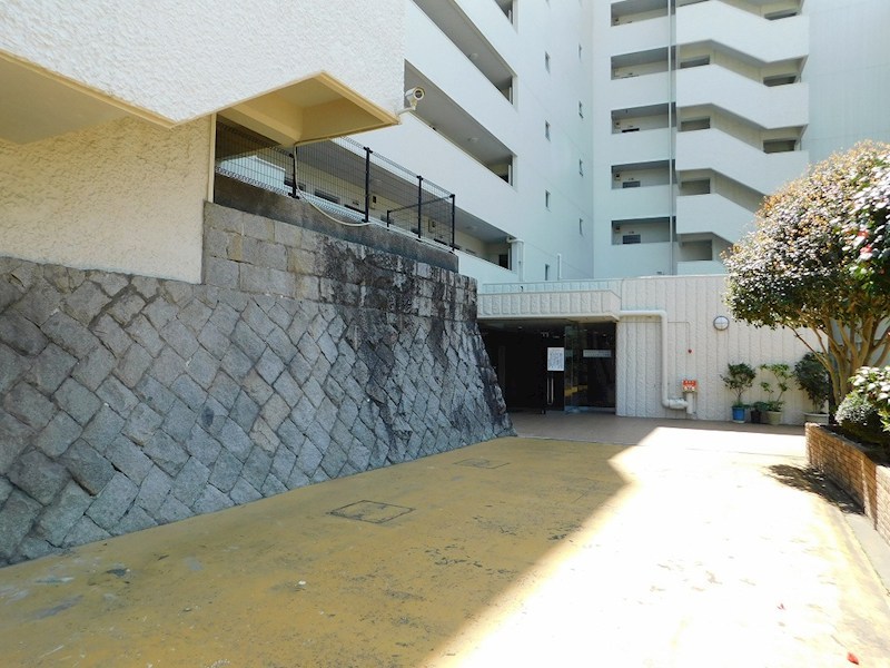 小倉富野サマリヤマンション 共用部写真（エントランス）