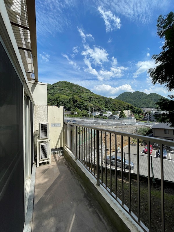 小倉富野サマリヤマンション 現地写真（バルコニー）