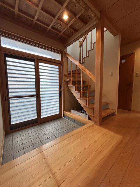茶屋町戸建 現地写真（玄関）