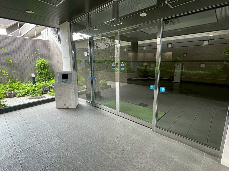 エイルヴィラ大橋南 共用部写真（エントランス）