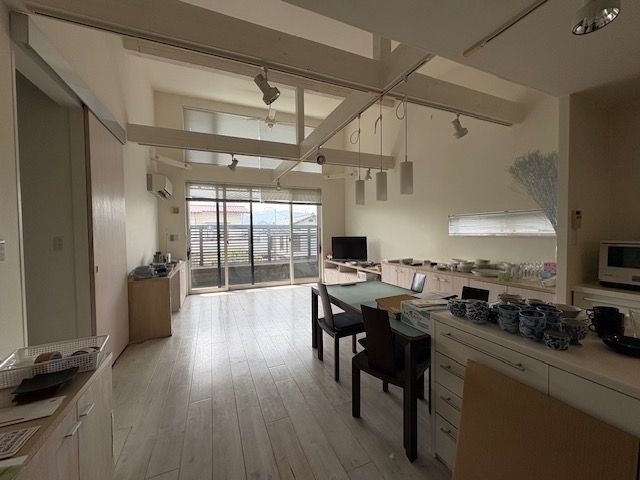 長住七丁目戸建 内観写真（リビング）