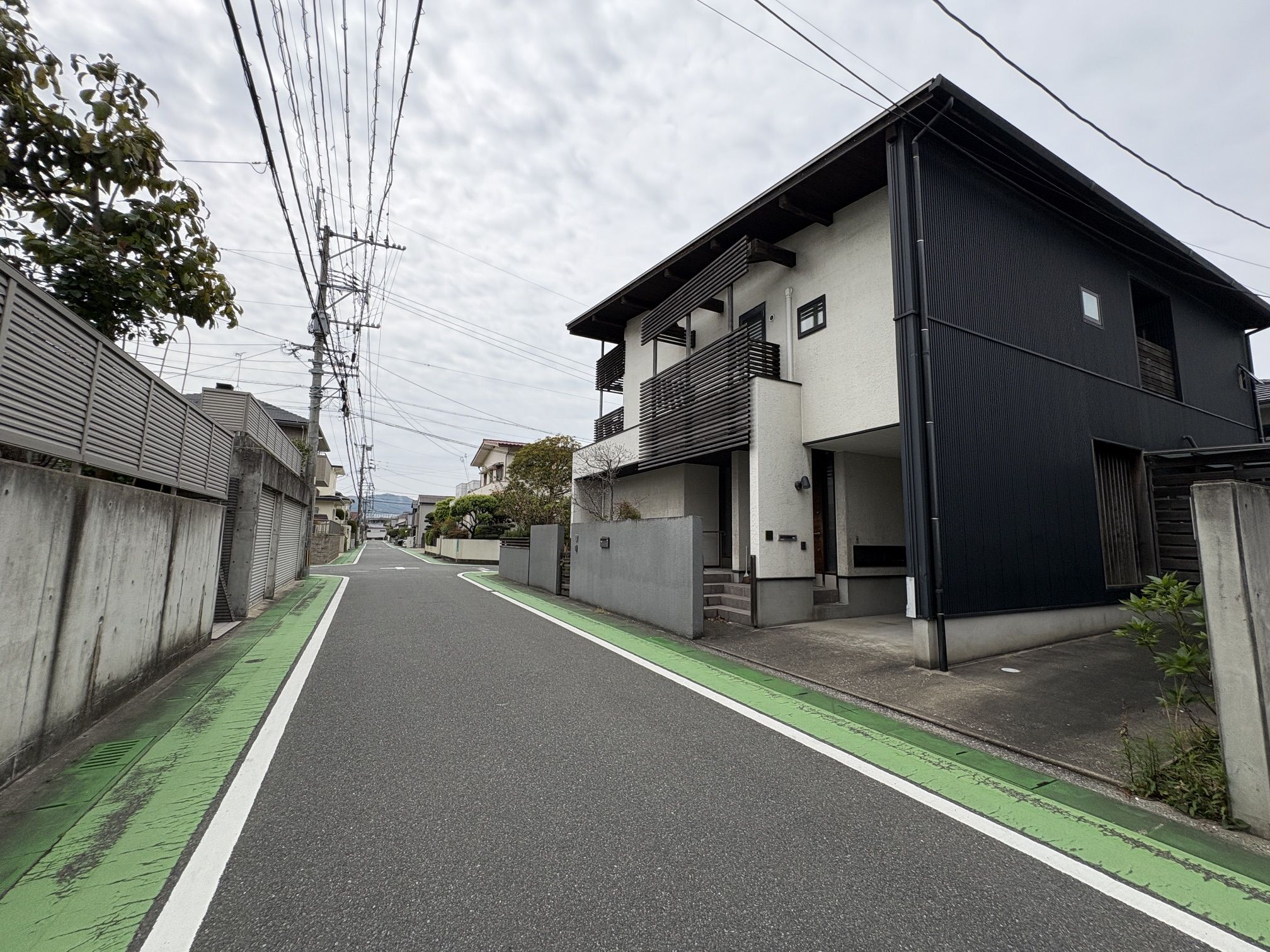 長住七丁目戸建 現地写真（前面道路含む現地写真）