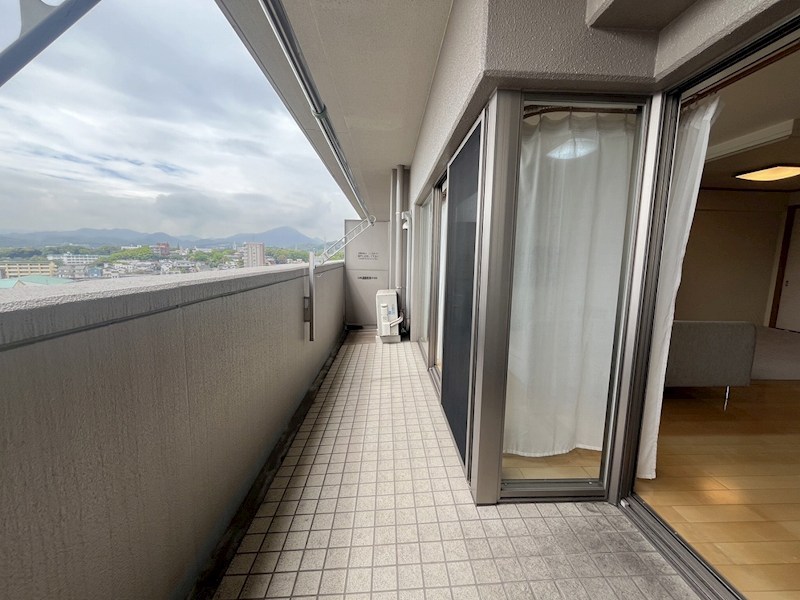 グランドパレス小倉白萩ヒルズ 現地写真（バルコニー）