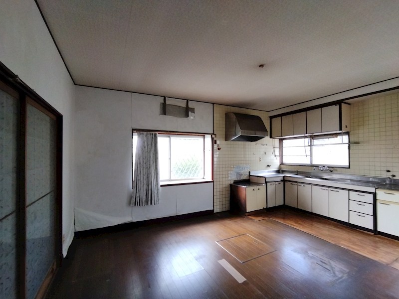 赤坂二丁目4番戸建 内観写真（リビング）