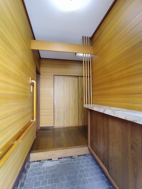 赤坂二丁目4番戸建 現地写真（玄関）