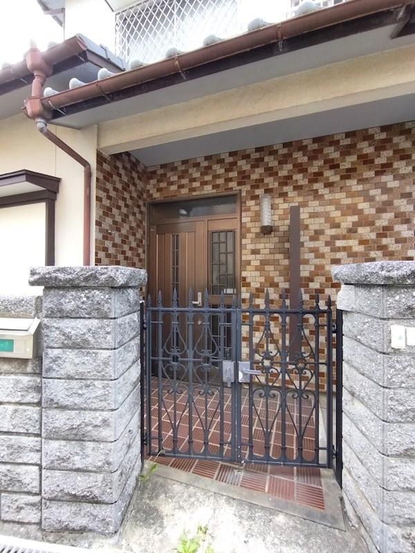 赤坂二丁目4番戸建 現地写真（玄関）