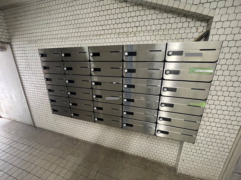 ブルーハイツ片野 共用部写真（エントランス）
