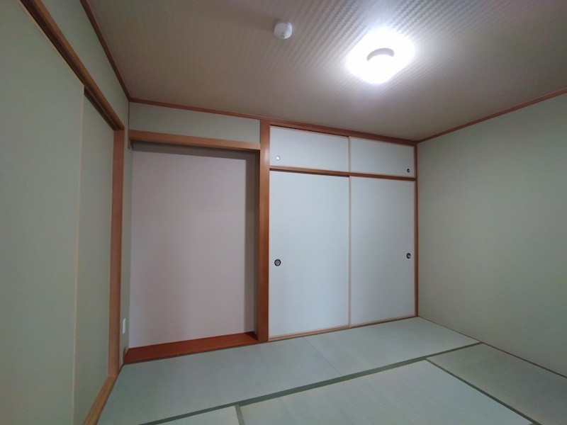 アーティックス柳原町 内観写真（リビング以外の居室）