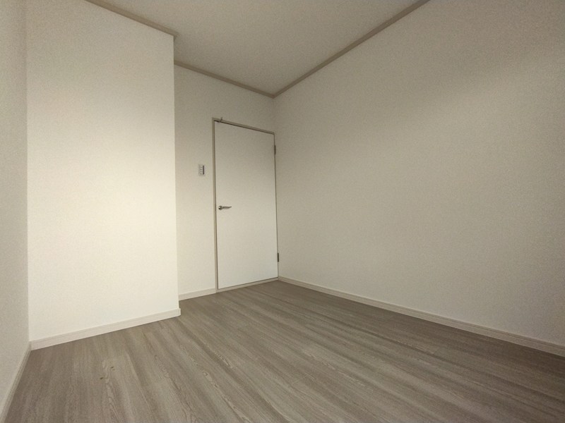エメラルドマンション茶売B棟  内観写真（リビング以外の居室）