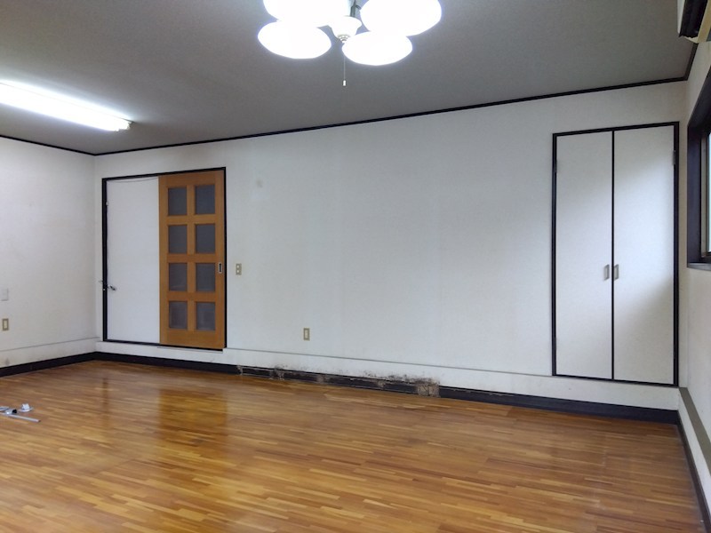 大字金屋戸建 内観写真（リビング以外の居室）